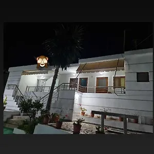 https://villa-gezimi.albaniahotels.org