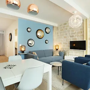 https://residence-tour-eiffel-champs-de-mars.fr-paris.fr